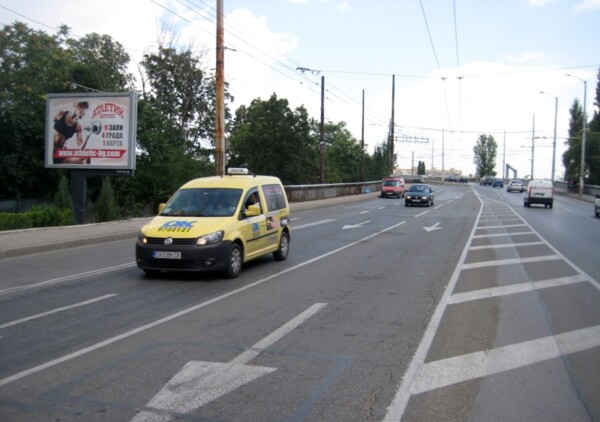 21-2. bul. Dondukov - before "Darik" radio_towards Mosta Chavdar