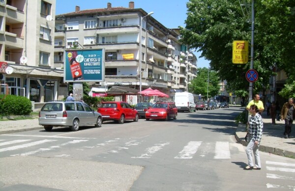 3-2. Targovska str. /  Al. Stamboliyski str._towards Central Market