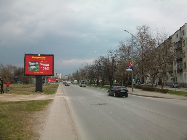 36-2. bul. Peshtersko shose - after gas station OTO, after MALL Plovdiv_towards MALL Plovdiv