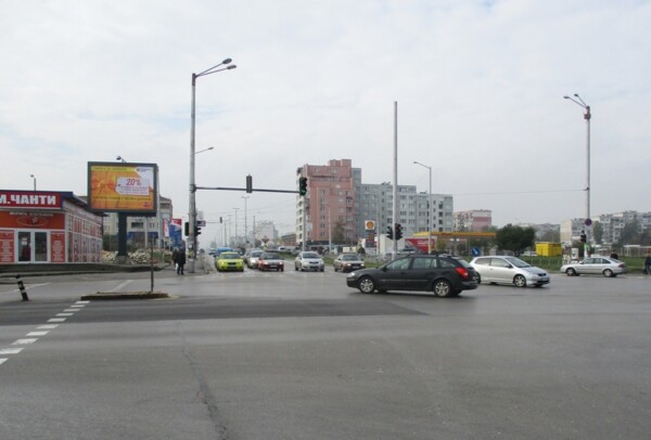 79-2. Lyulin - bul. P.Vladigerov / bul. Tsaritsa Yoanna - against BILLA_towards Central Market
