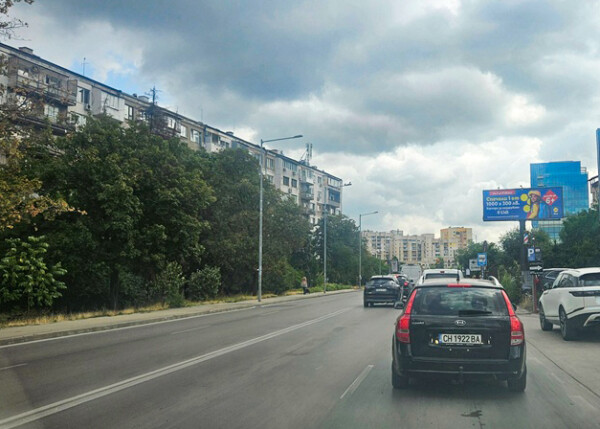 Sfmb 12. T. Kableshkov Blvd.- before Bulgaria Blvd.- opposite of BILLA, Bulgaria MALL