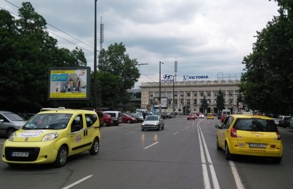 135-2. ul. Gurko - after crossroad bul. Evlogi Georgiev_towards Nat. Stadium V.Levski