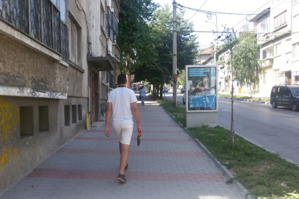2-2. bul. N. Gabrovski / before bul. Bulgaria_towards ul. Slavyanska