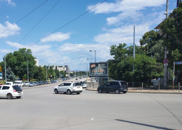 66. bul. Cherni Vrah / bul. Sveti Naum - against CCSofia_towards NDK