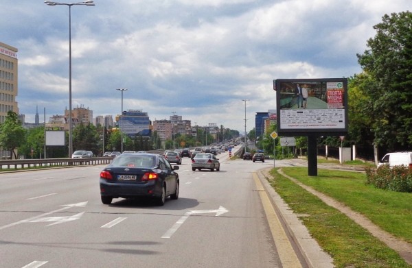 М-221-1. bul. Tsarigradsko Shose - before round crossroad to 4th km, after Sofia Tech Park_towards Orlov most