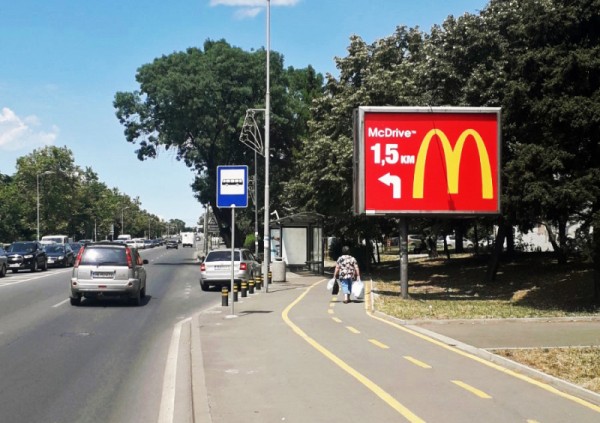 18-1. crossroad pl. Trapezitsa / bul. Struga - opposite of BILLA_towards METRO, LIDL, Kaufland