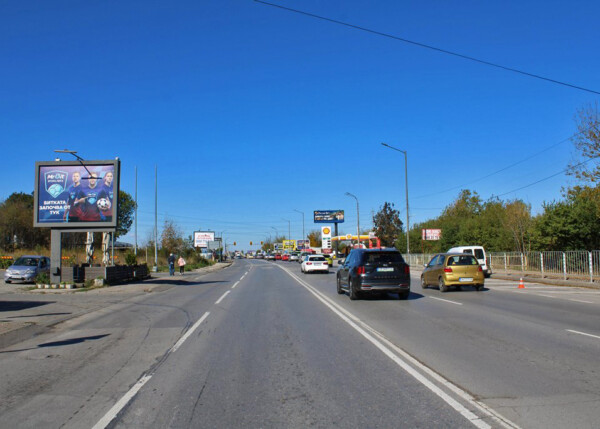 108. bul. Evropa - after crossroad towards Mr. Bricolage, against SHELL -