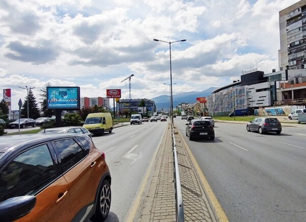 118-2. Mladost - bul. Aleksandar Malinov - crossroad in front of BILLA, against SHELL, McDonald's_towards BILLA, Shell, Business park
