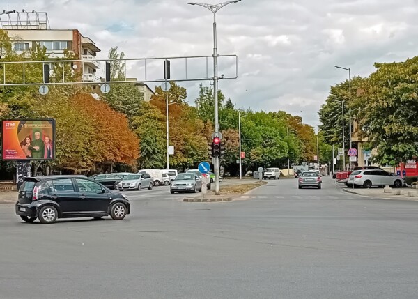 2. Bulgaria Blvd./ V. Levski str. -