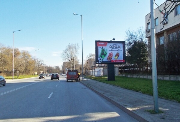 38-1. бул. Н. Цанов - су входа на с-н Академик_посока ж.к. Тракия, изх.Пловдив