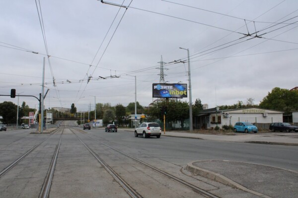 MB 26. бул. Шипченски проход / бул. Асен Йорданов - к-ще Червено знаме, с/у Лукойл