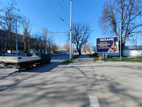 15. бул. Липник - до MOTO Phoe, преди Galeria Mall