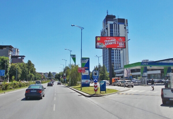 30-1. бул. България - преди х-л Санкт Петербург - пред OMV_посока център, МПП