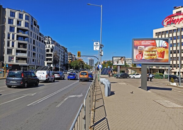 167. бул. Черни връх  ул. Сребърна - срещу Paradise Center MALL