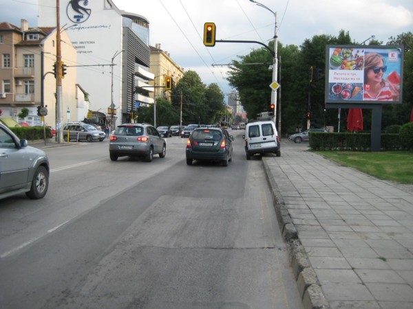 39-1. бул. Опълченски / ул. Цар Симеон - к-ще пред OMV, BILLA_посока MALL Sofia