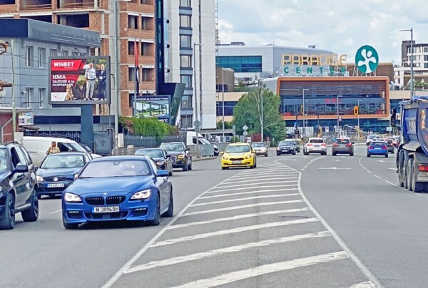 68-2. бул. Черни връх - след SLS, Paradise Center MALL и BILLA_посока Paradise Center MALL