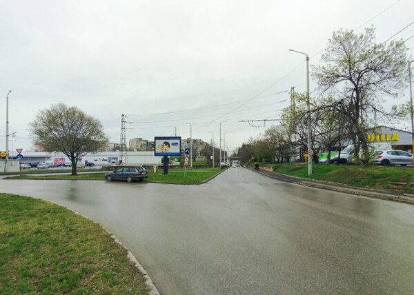 7. ул. Тулча / ул. Потсдам - в кръгово пред LIDL, към Търговия на едро