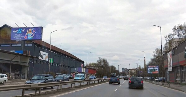 MB 19. бул. Данаил Николаев - преди кръгово Сточна гара, срещу LIDL